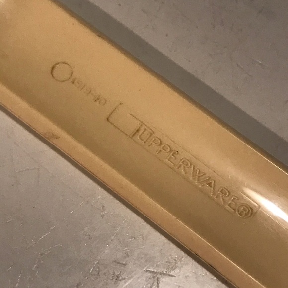 Tupperware Cutter Slicer - Picture 3 of 3